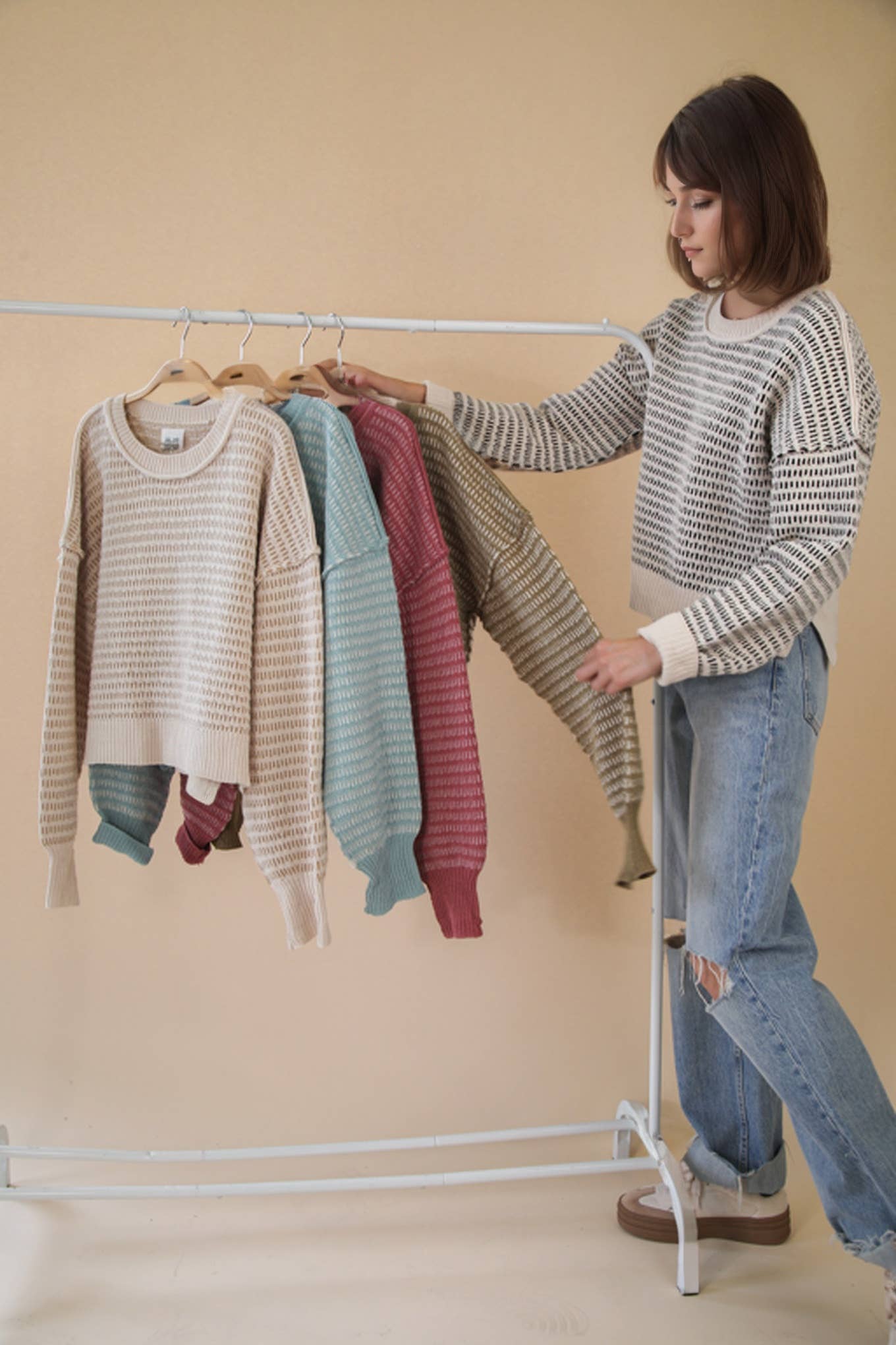 12W3383N-Two Tone Textured Knit Casual Sweater Top